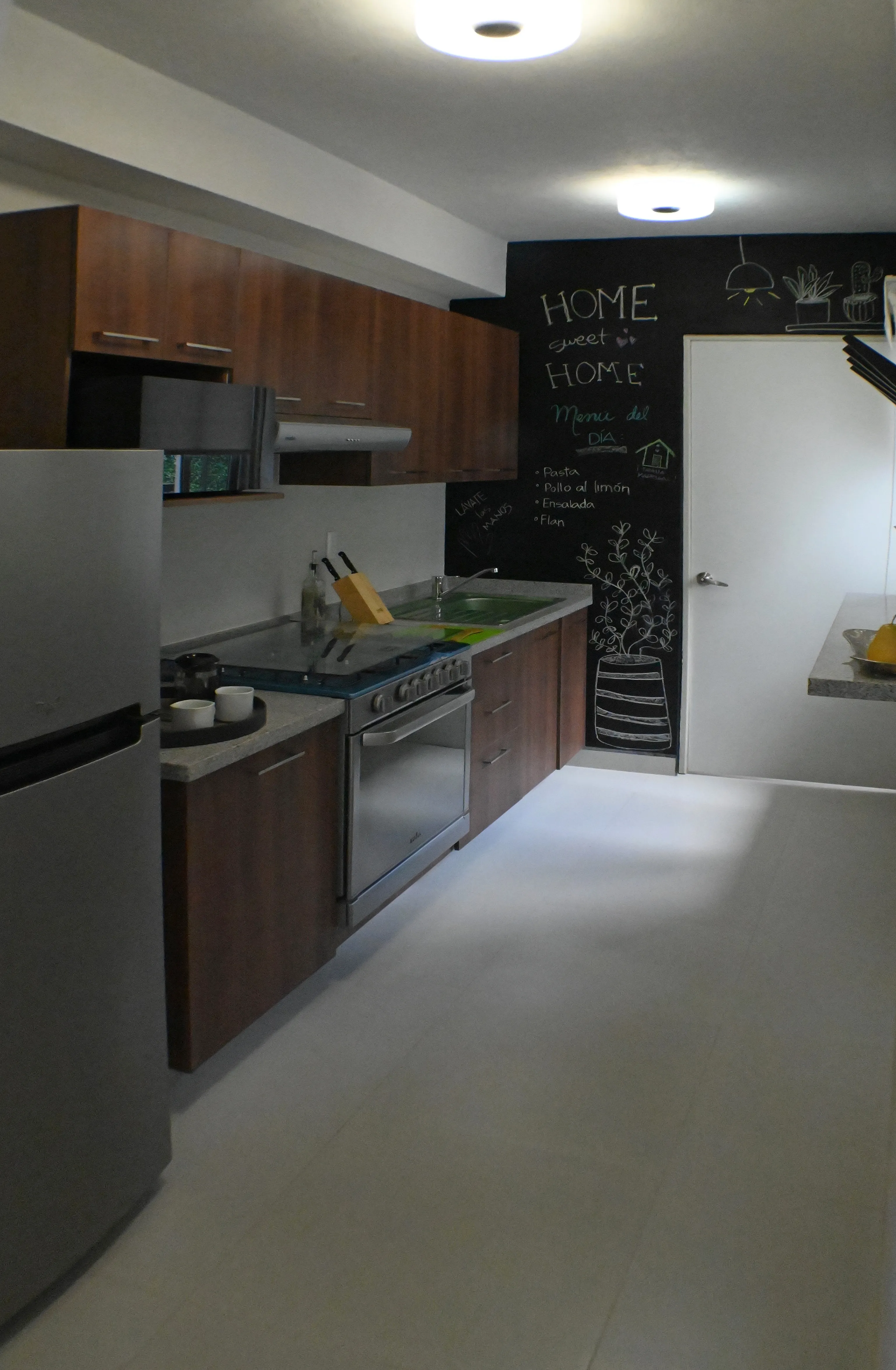 Interior 15