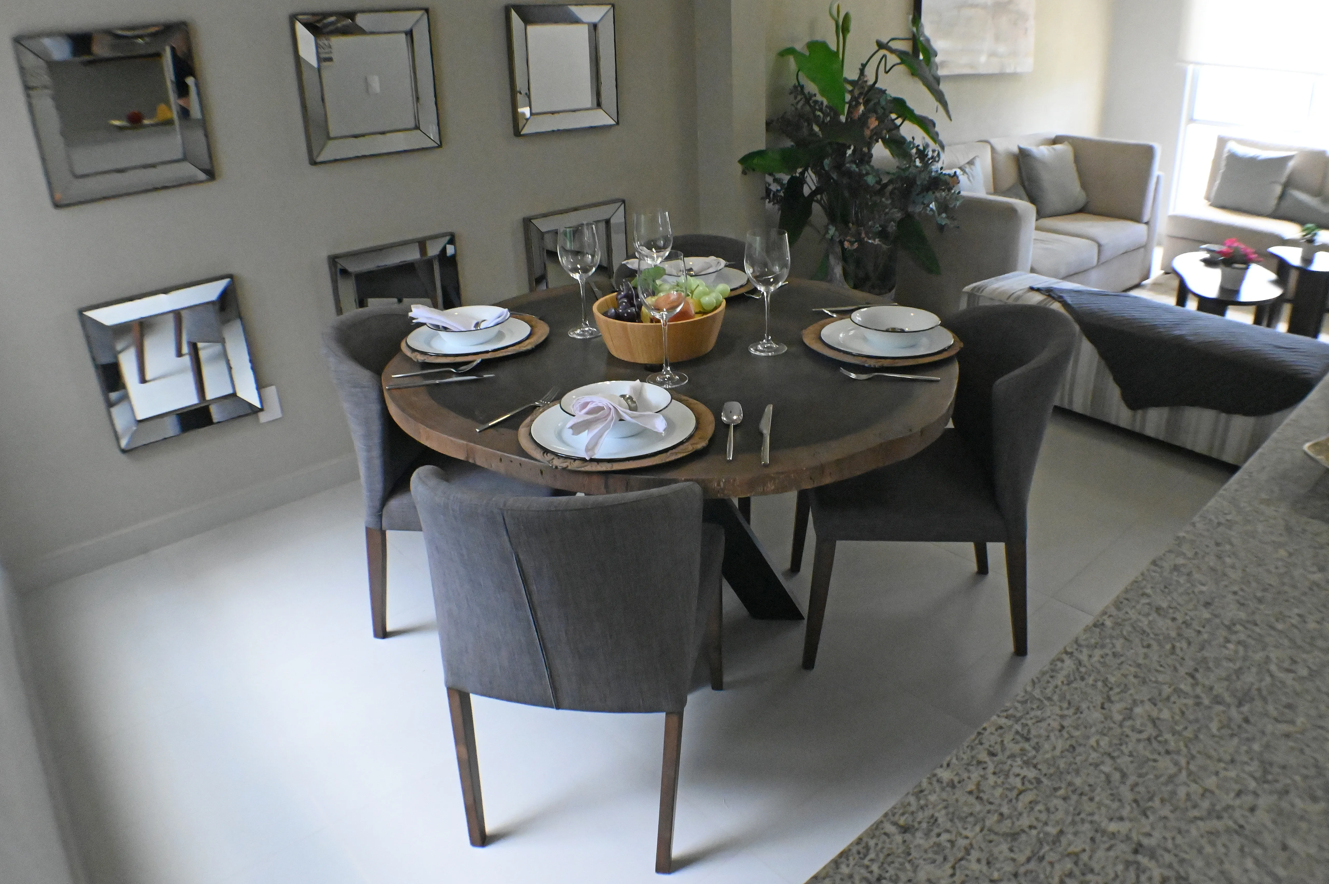 Interior 15