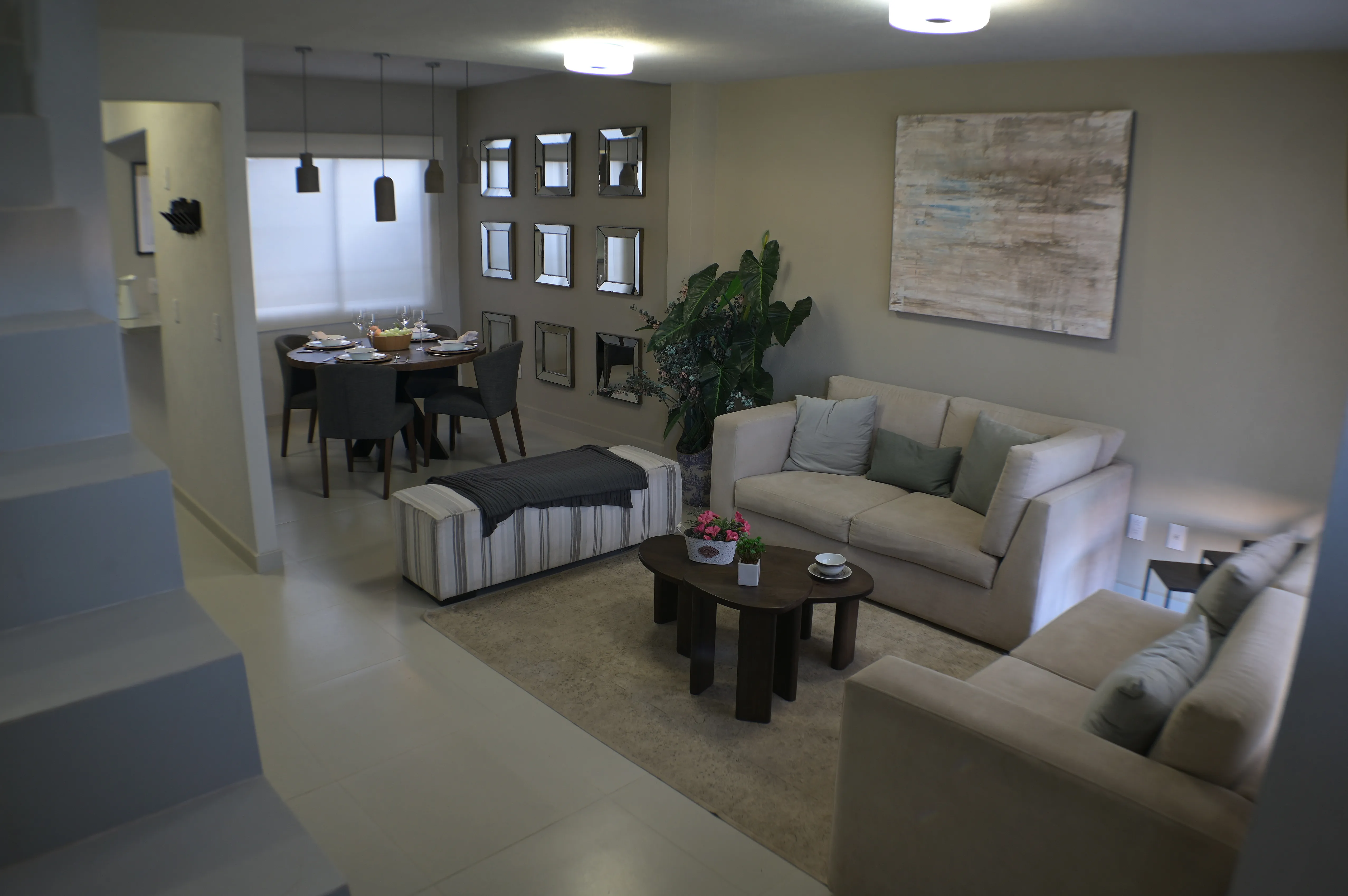 Interior 6